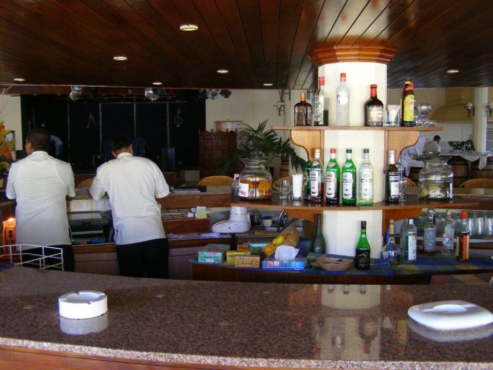 Bar Le Peninsula Bay Beach Resort & Spa