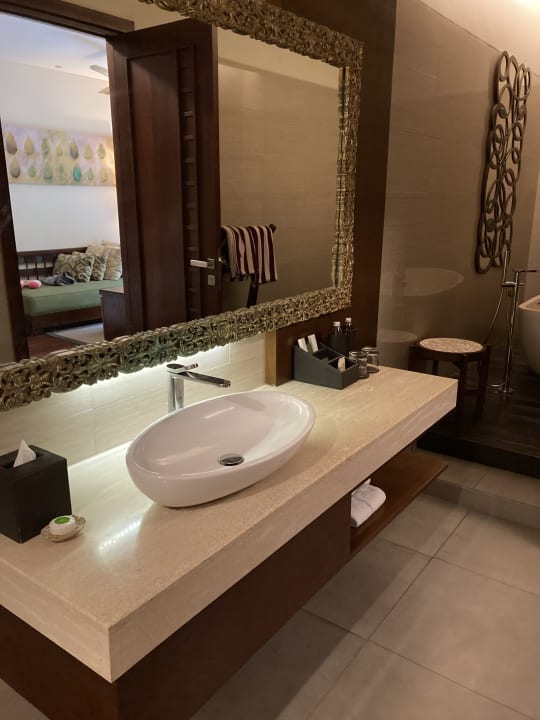 Zimmer Merusaka Nusa Dua Bali