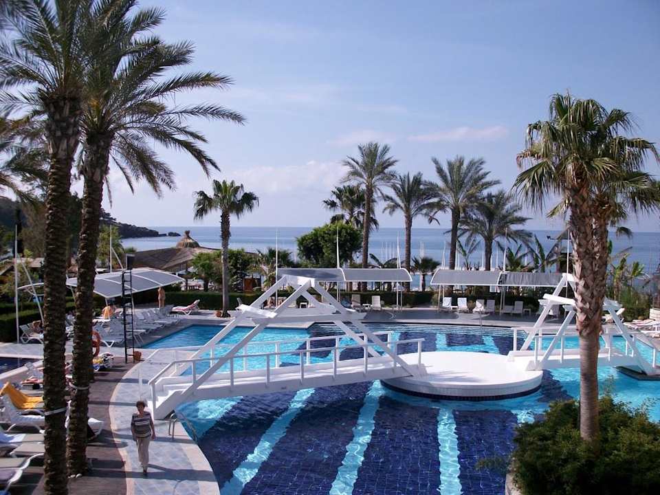 Pool Sealife Buket Resort & Beach
