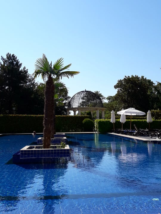 Pool Grand Hotel & SPA Primoretz