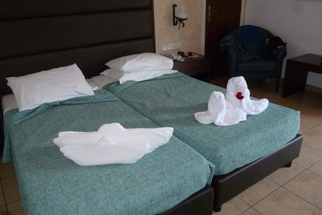 Dekoration vom Reinigungspersonal Hersonissos Maris
