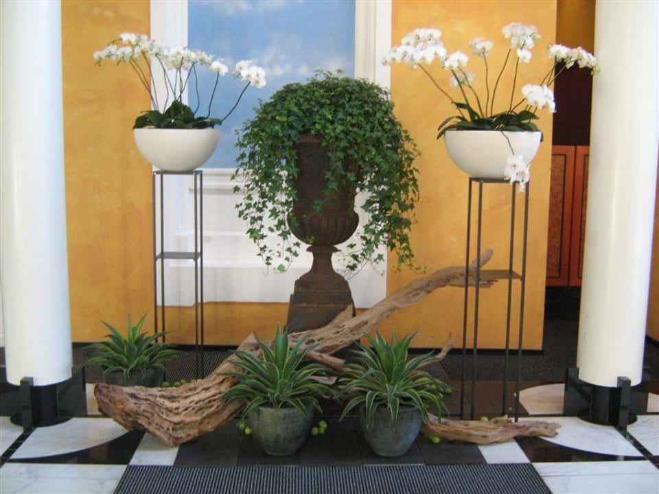 Blumendekoration Victoria-Jungfrau Grand Hotel & Spa