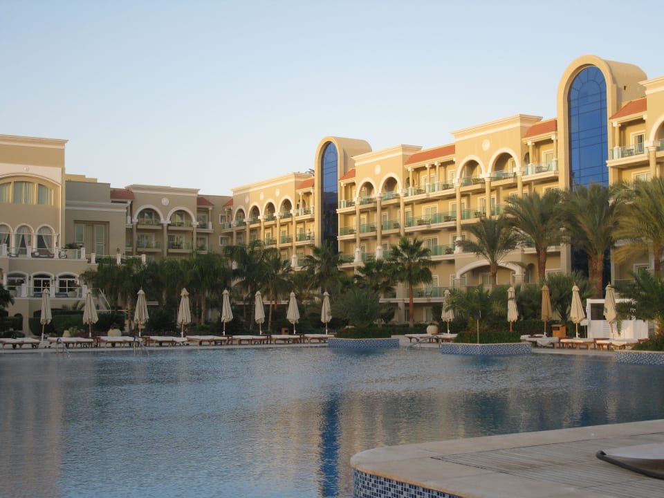 Pool und Hotelanlage Premier Le Reve Hotel & Spa