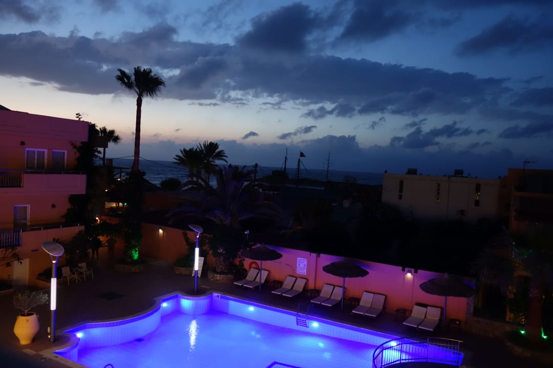 Pool High Beach Resort