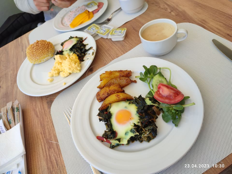 Gastro Can Garden Resort