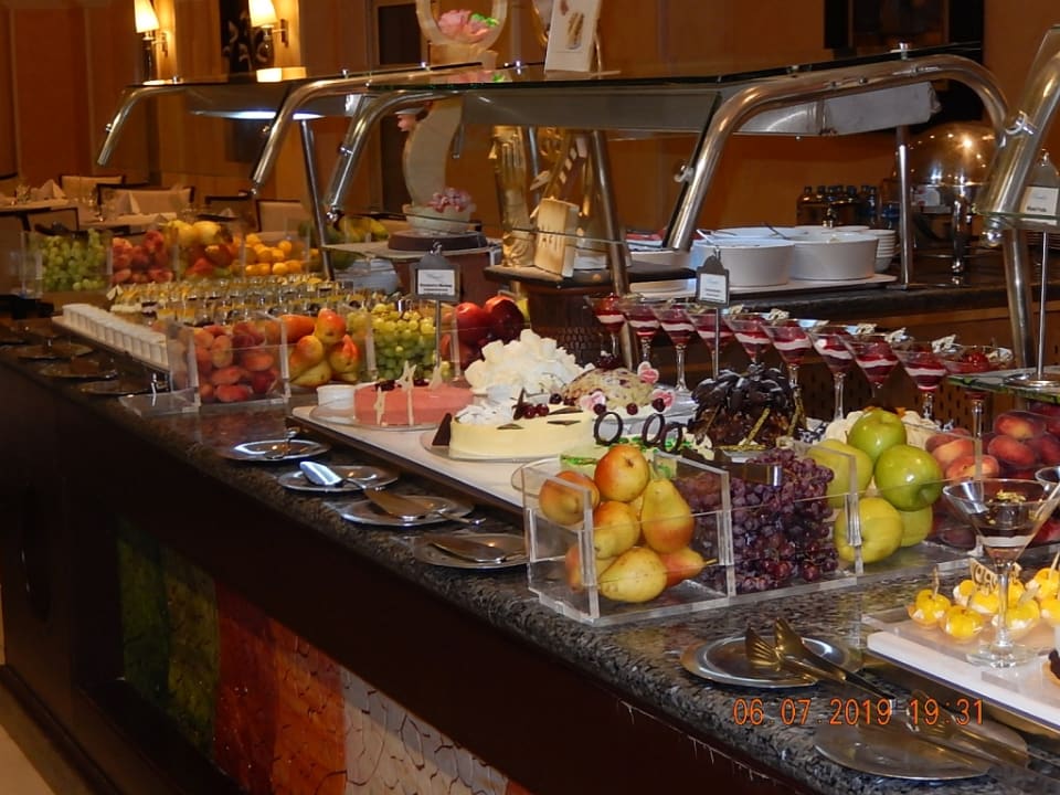 Gastro Premier Le Reve Hotel & Spa