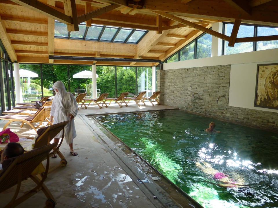 Innenpool Hotel Arnaria