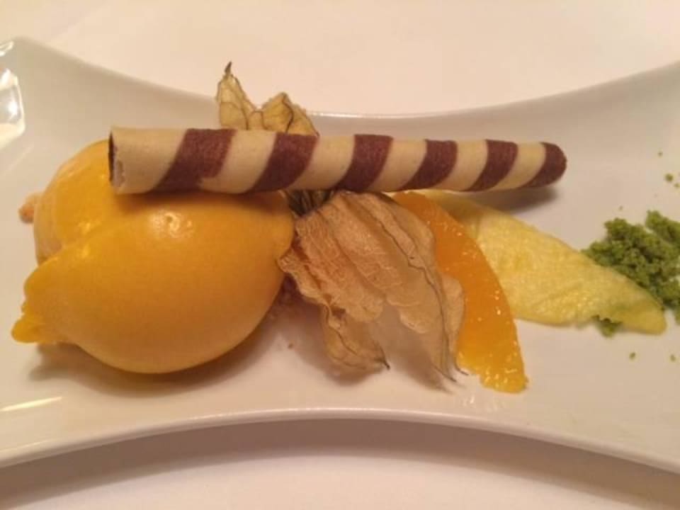 Dessert (Mangosorbet) PLAZA Hotel Buchhorner Hof