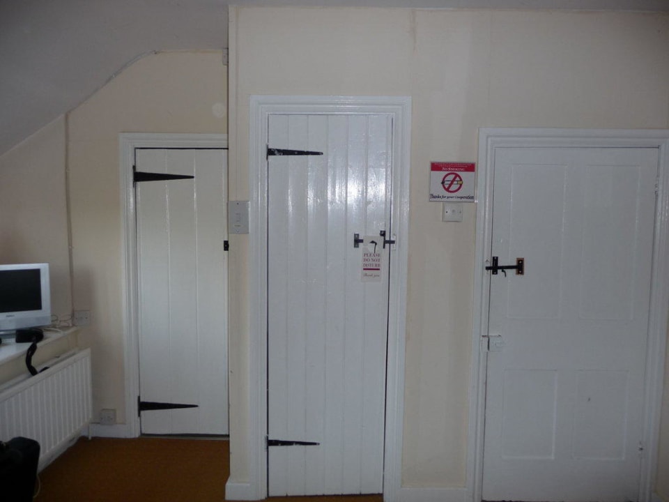 Türen - niedrige Balken Hotel The White Horse Inn