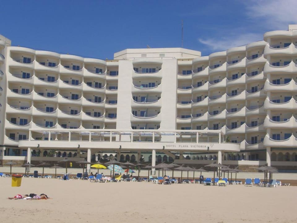 Hotel vom Strand aus Hotel Playa Victoria