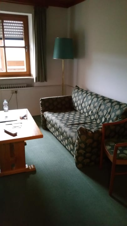 Couch Lehne eingebrochen  Landhotel Arber Wellness