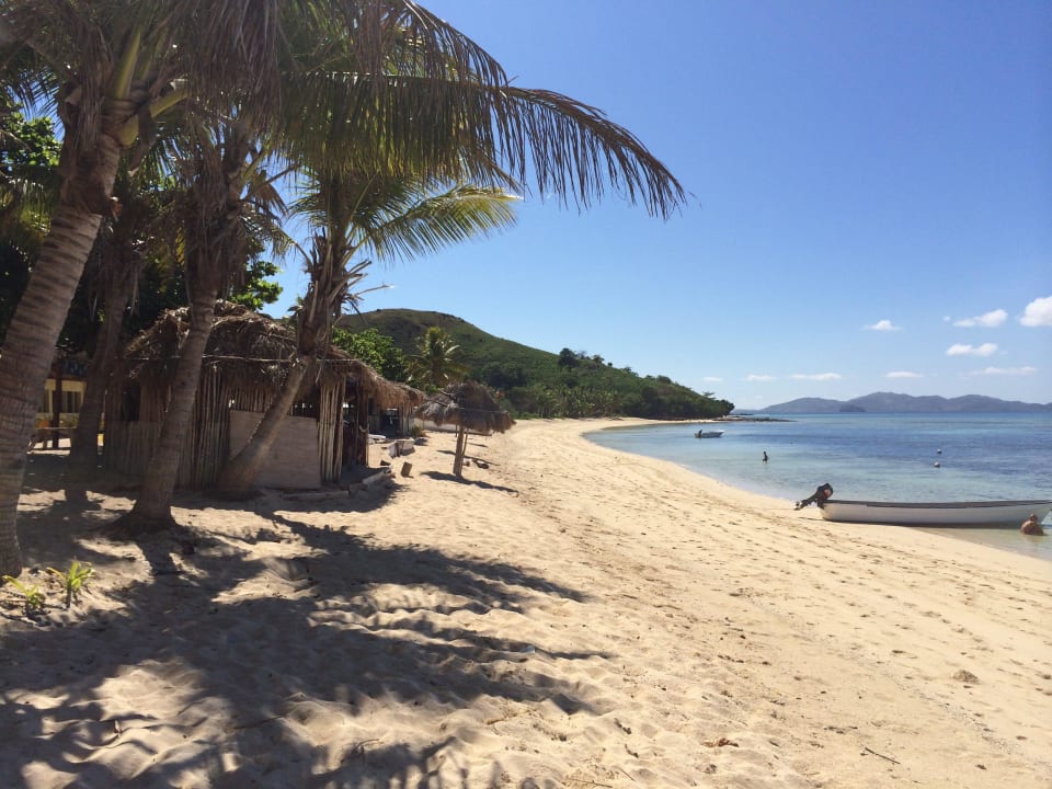 Strand Ratu Kini Backpackers and Dive Resort