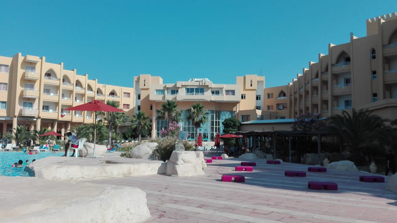 Außenansicht Skanes Serail Aquapark