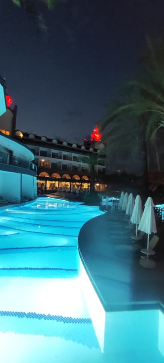 Pool Well Palace Side