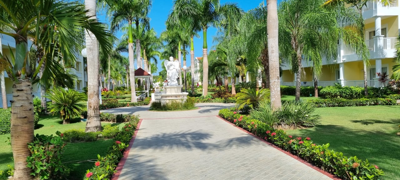 Gartenanlage Bahia Principe Luxury Bouganville