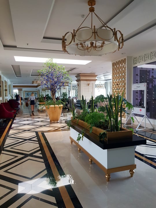 Lobby Mary Hotel Side