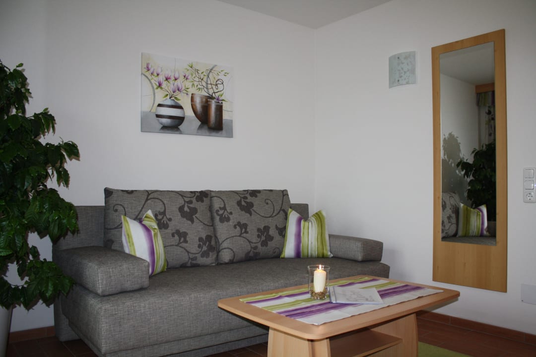 Elisabeth Deluxe Zimmervermietung Babsy