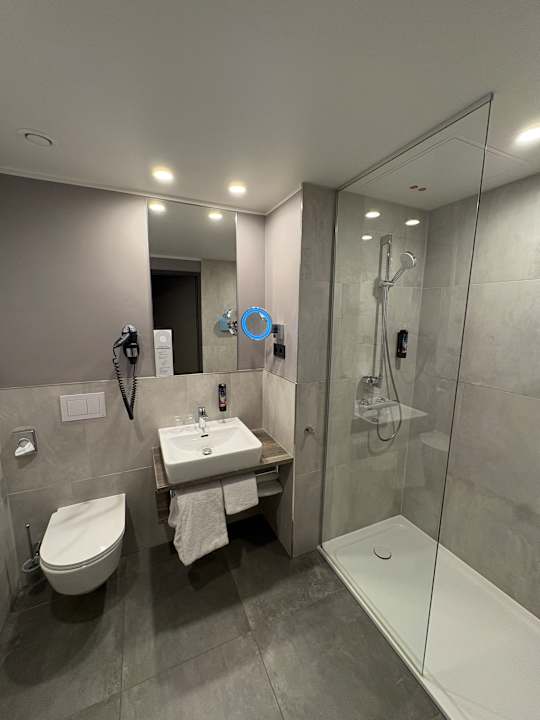 Zimmer Holiday Inn - the niu, Hub Dusseldorf Messe