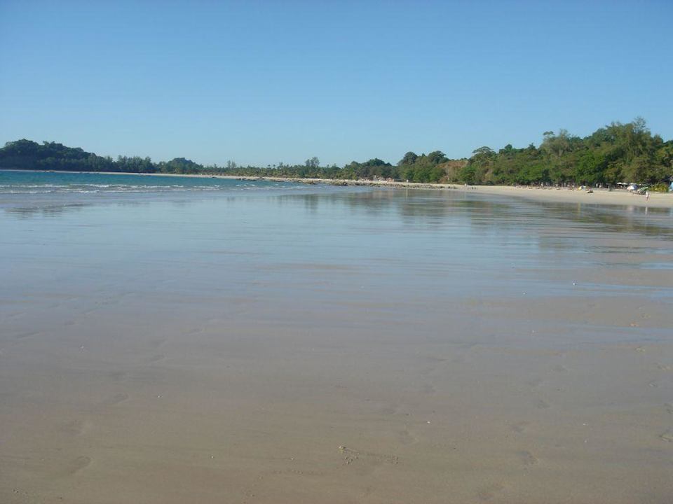 Strand vor Hotel Aureum Palace Hotels & Resorts Ngapali