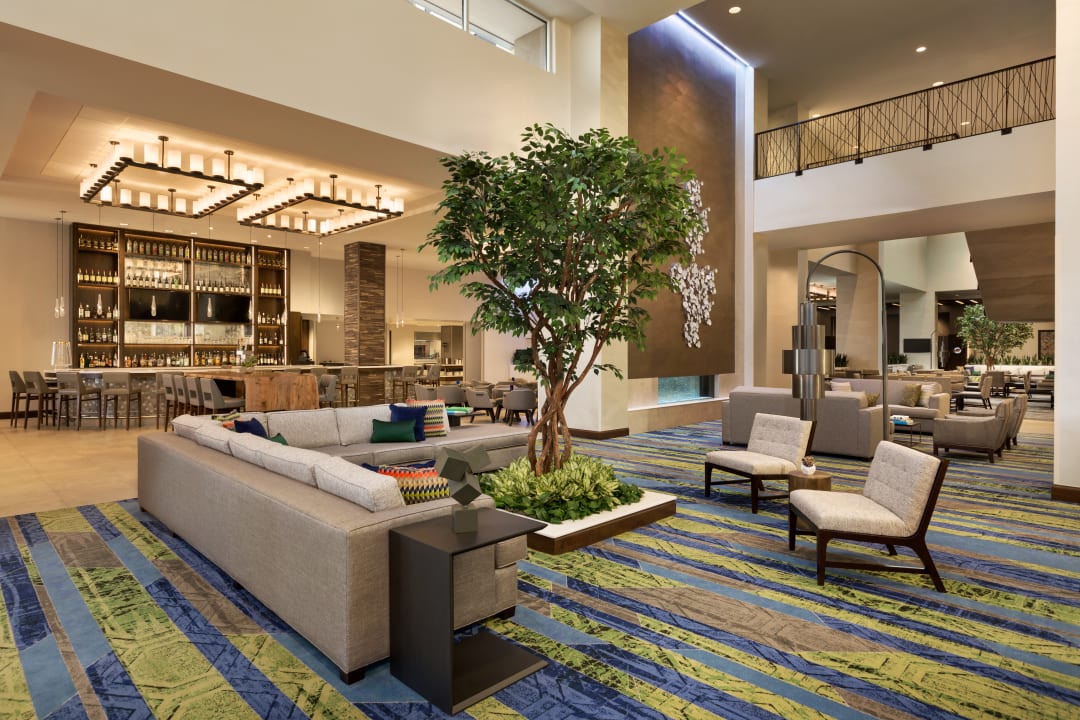 Lobby Embassy Suites By Hilton Denton Convention Center