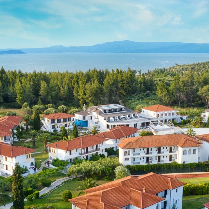 Außenansicht Hotel Chrousso Village