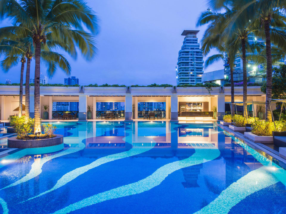 Swimming Pool Emporium Suites by Chatrium