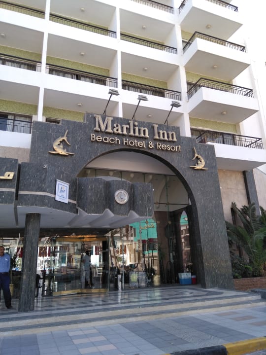 Eingang Marlin Inn Azur Resort