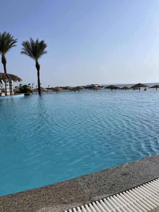 Pool JAZ Elite Casa del Mar Beach