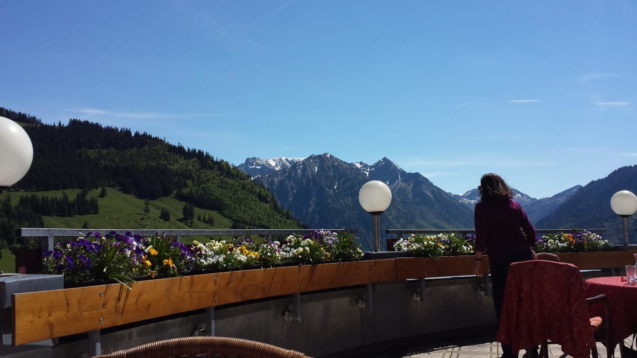 Aussicht von der Sonnenterrasse Oberjoch - Familux Resort