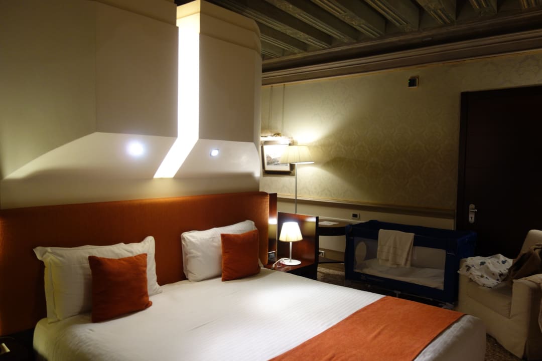 Zimmer Hotel Ruzzini Palace