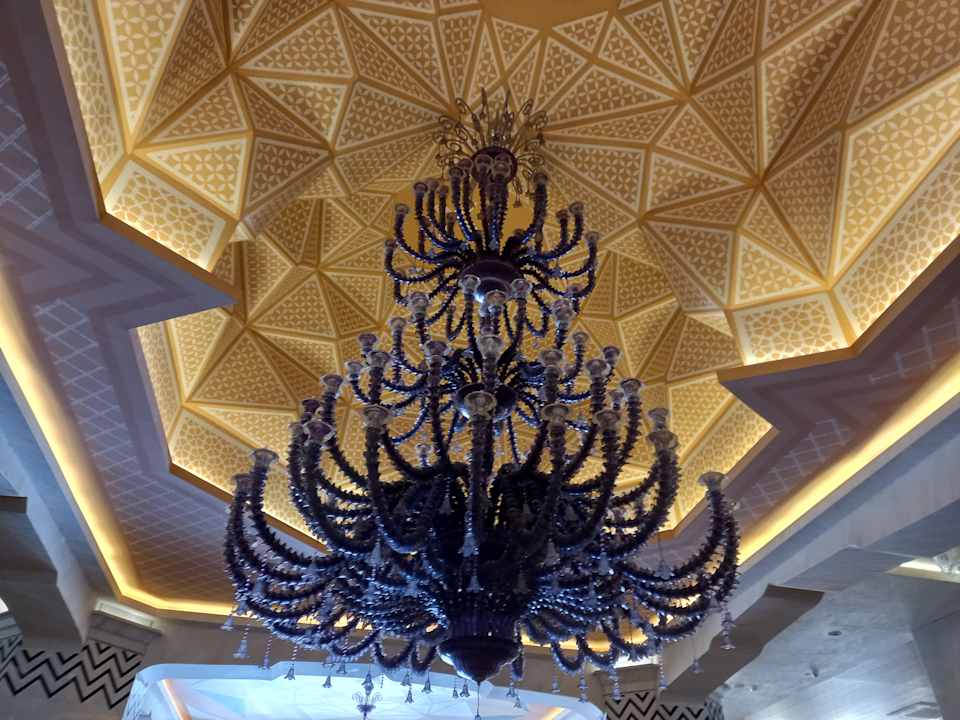Lobby Royal Taj Mahal Hotel