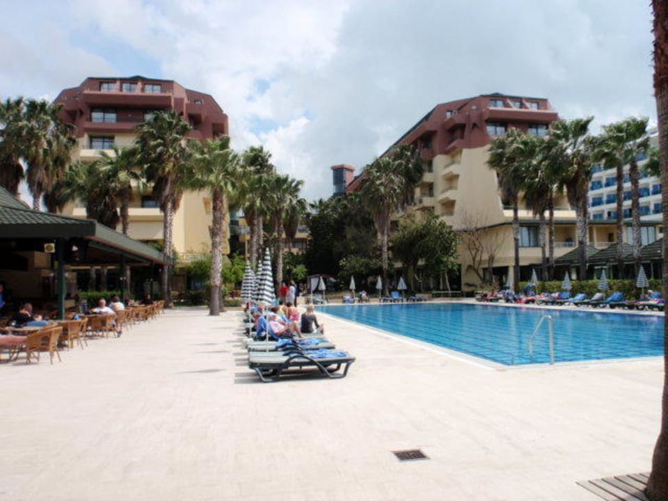 Poollandschaft Hotel Meryan