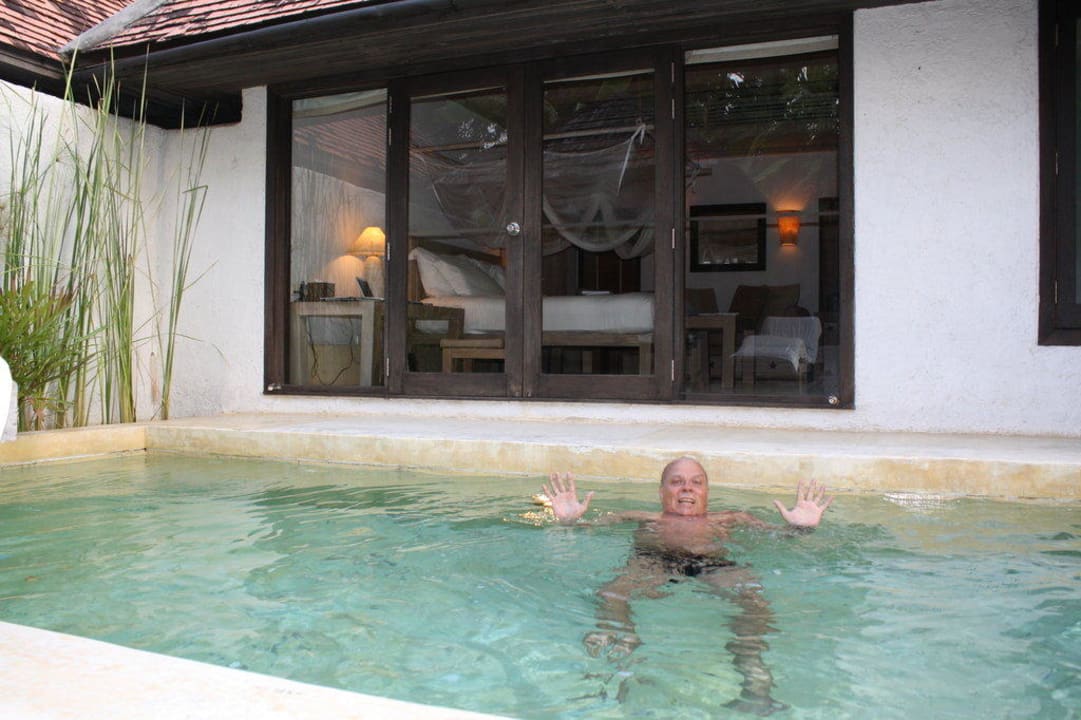Abkühlen im Privat-Pool Wyndham Hua Hin Pranburi Resort & Villas