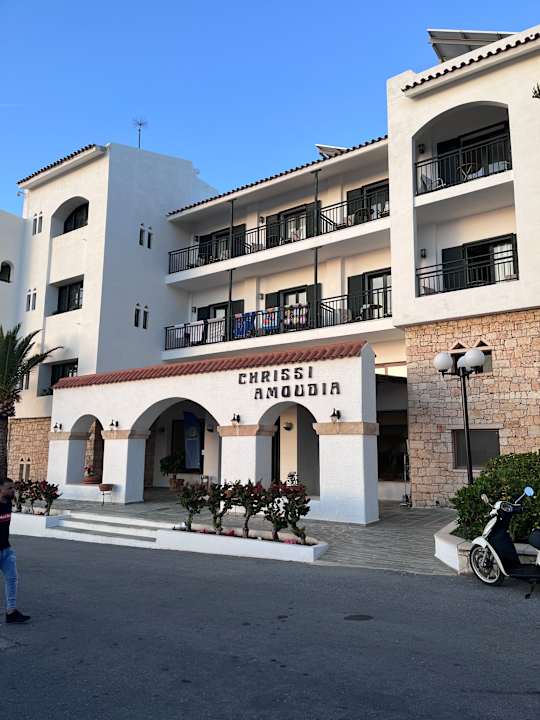 Außenansicht TUI SUNEO Chrissi Amoudia