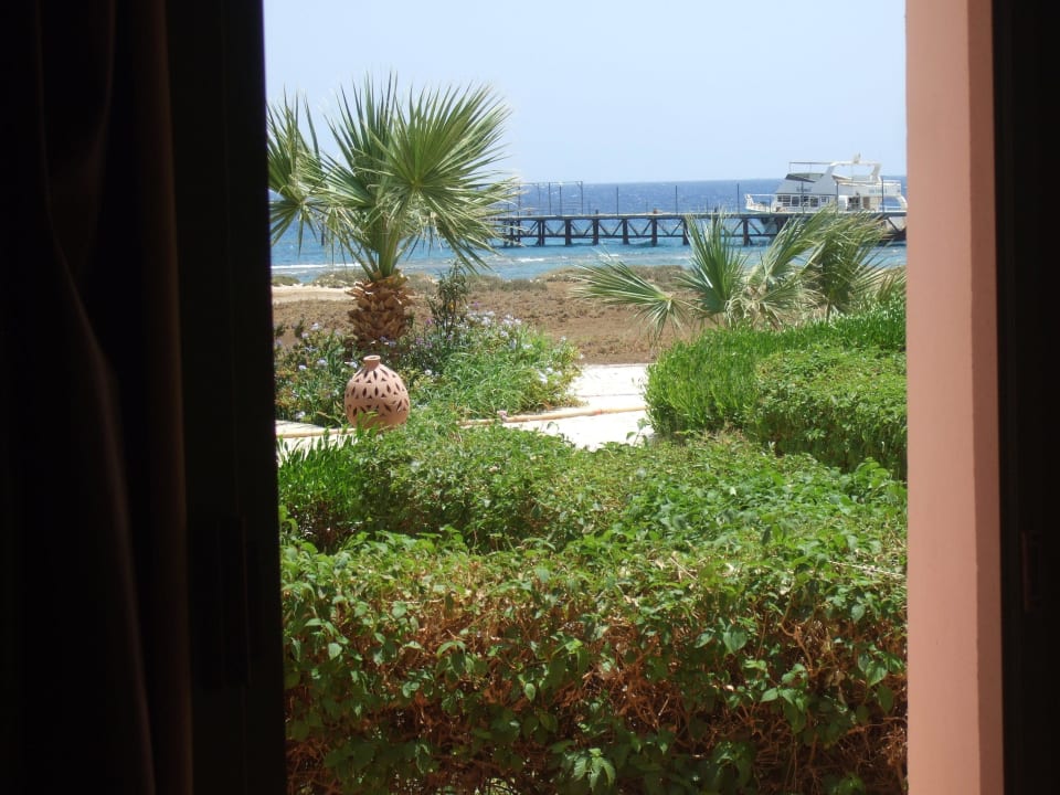 Вид из окна Shams Alam Beach Resort