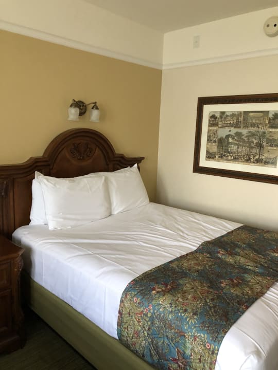 Zimmer Disney's Saratoga Springs Resort & Spa