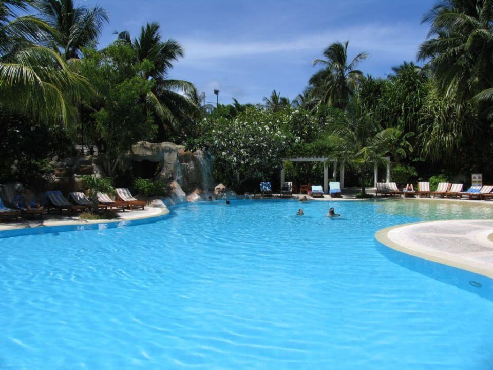 Die Poolanlage Kuramathi Maldives