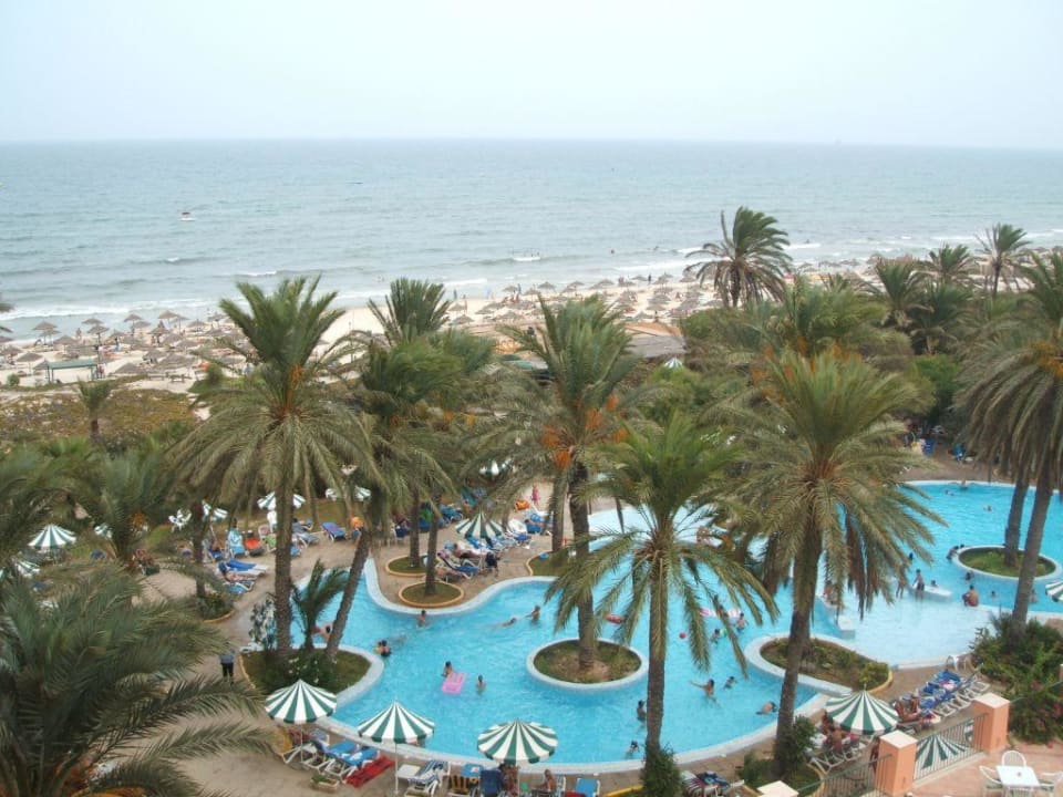 Blick von unserem Zimmer (4.Stock) El Ksar Resort & Thalasso