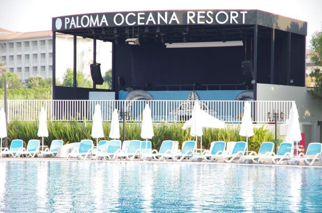 Pool mit Bühne Paloma Oceana