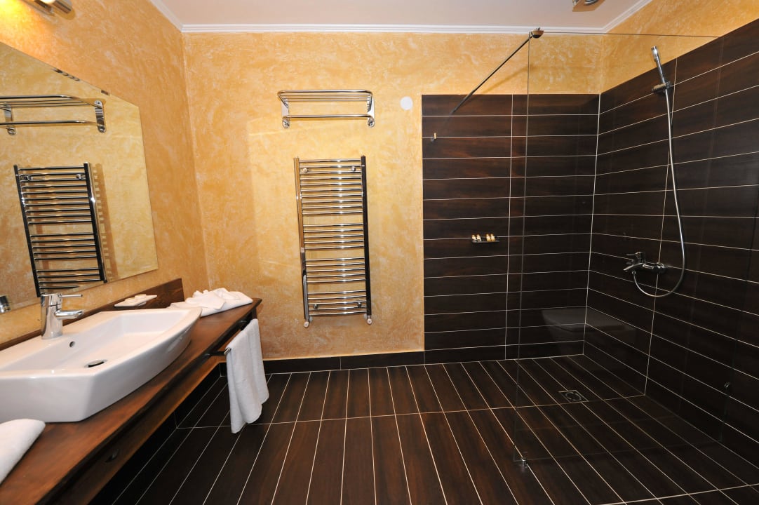 Bathroom Park Hotel Izida