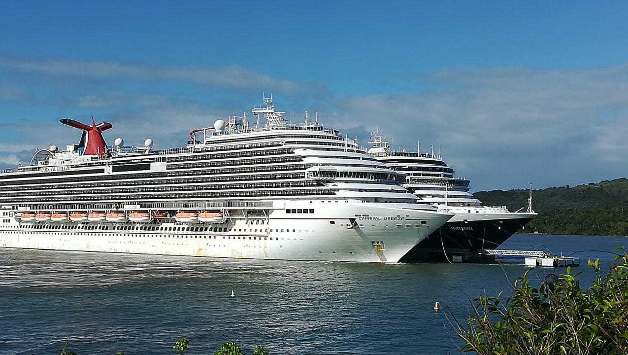 Strand Playabachata Hotel