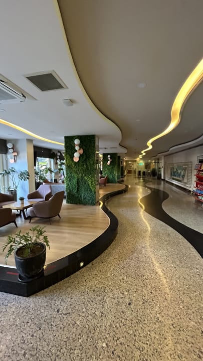 Lobby My Home Resort