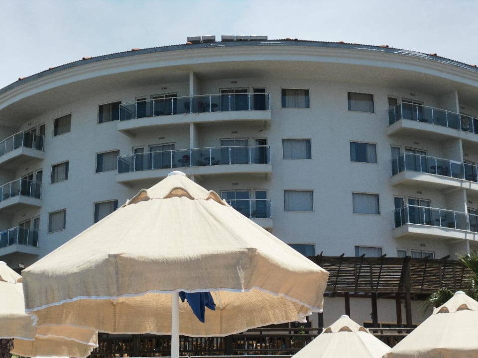 Von der Poolanlage aus Seaden Sea World Resort & Spa