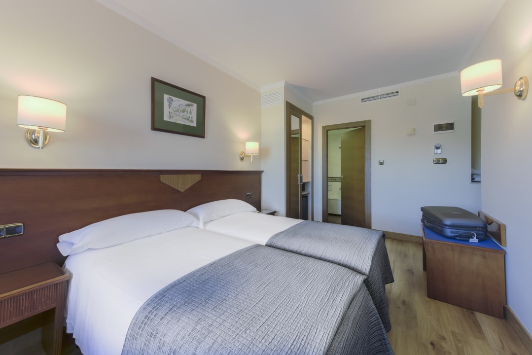 Zimmer Hotel Porcel Alixares