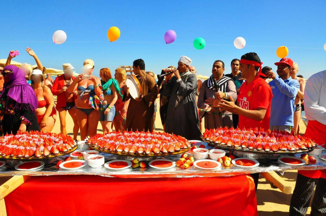 Erdbeerfest SUNRISE Holidays Resort (Adults Only)
