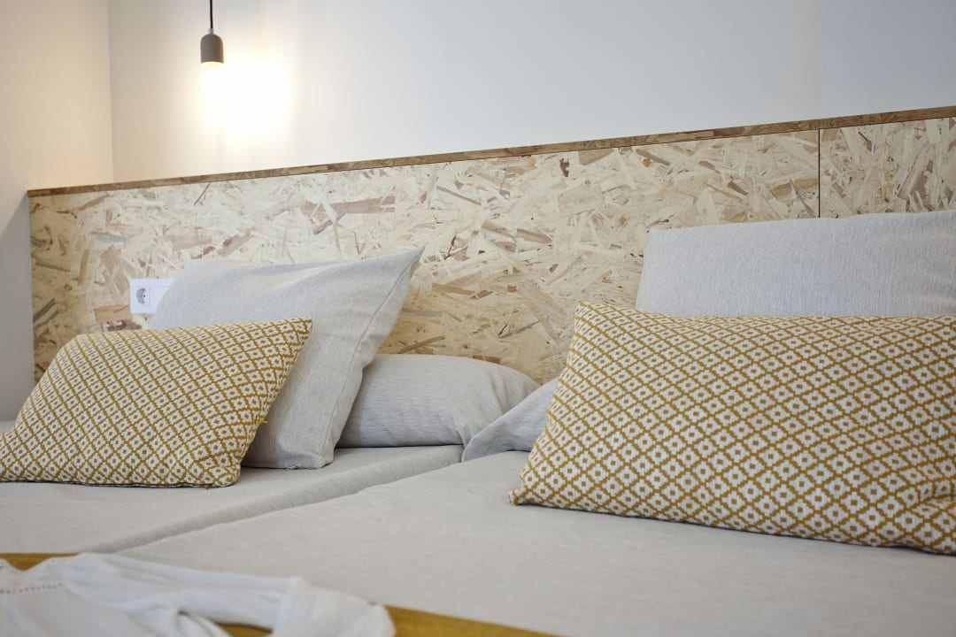 Zimmer BJ Cala Morlanda Estudios