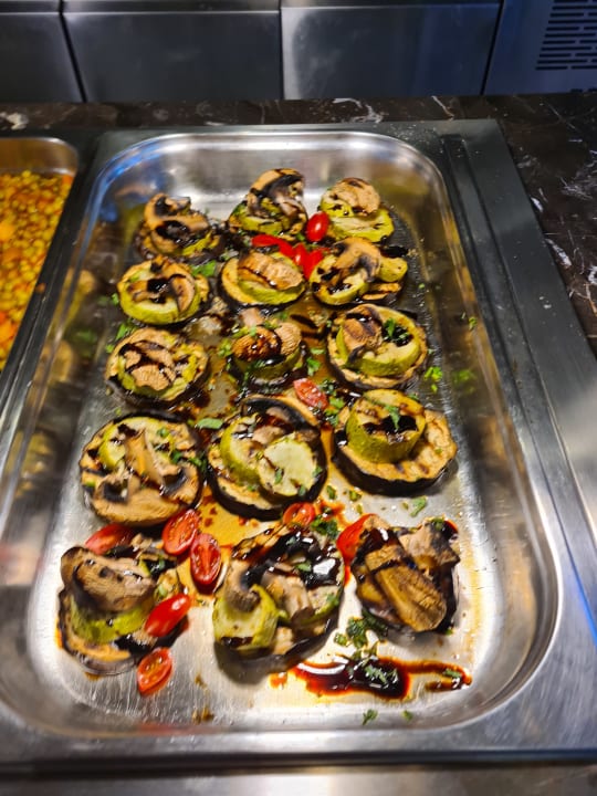 Gastro Evilion Sea & Sun Hotel