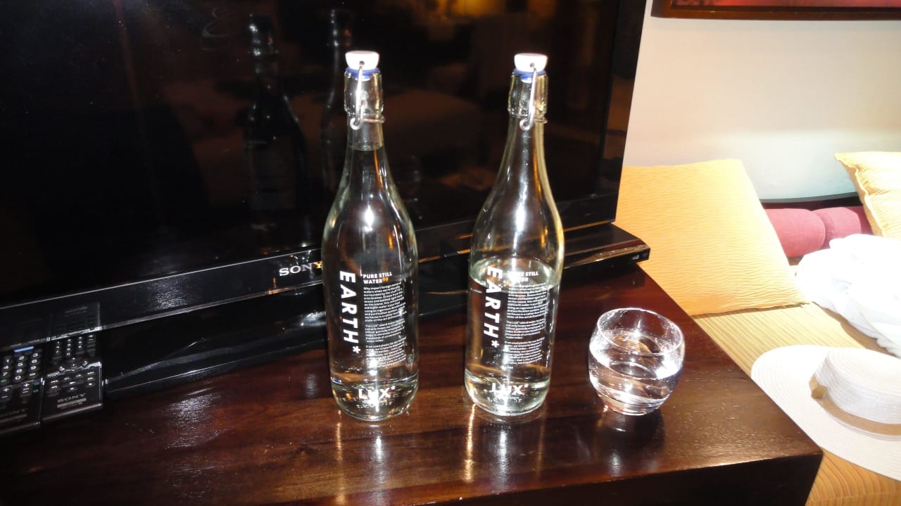 Das sehr gute hoteleigene Wasser LUX South Ari Atoll