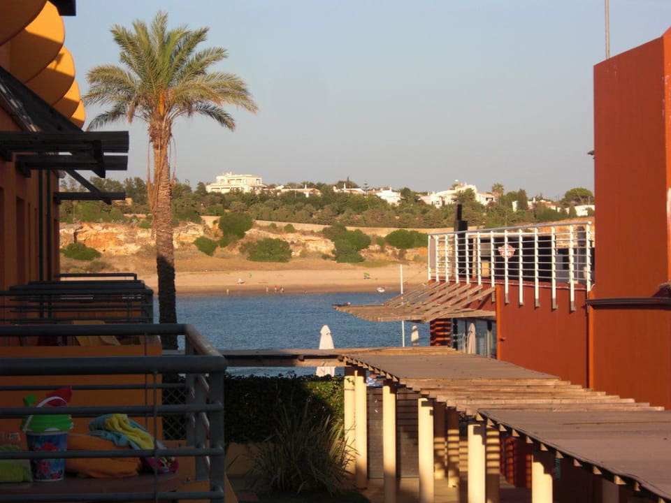 Ausblick links Zimmer 133 NH Marina Portimão Resort