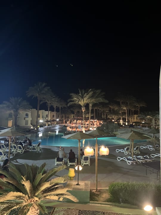 Pool Palm Beach Resort